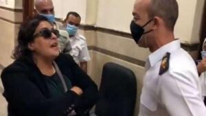 نهى الإمام