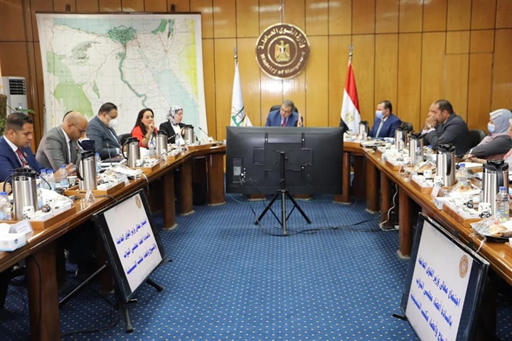 عمل