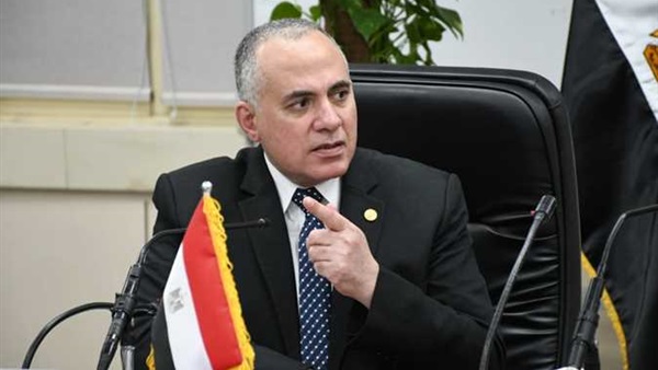 بناء سد