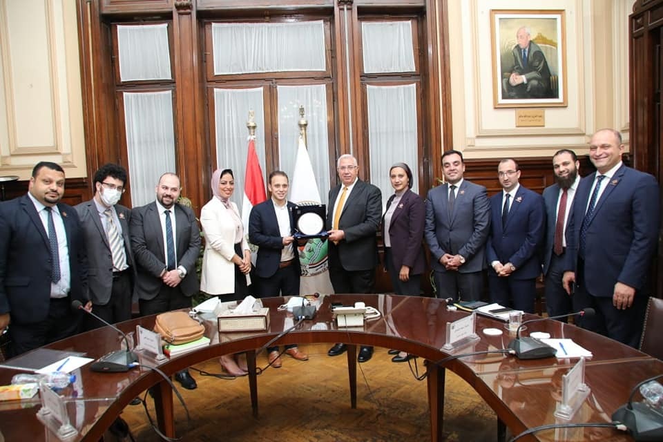 وزير الزراعة