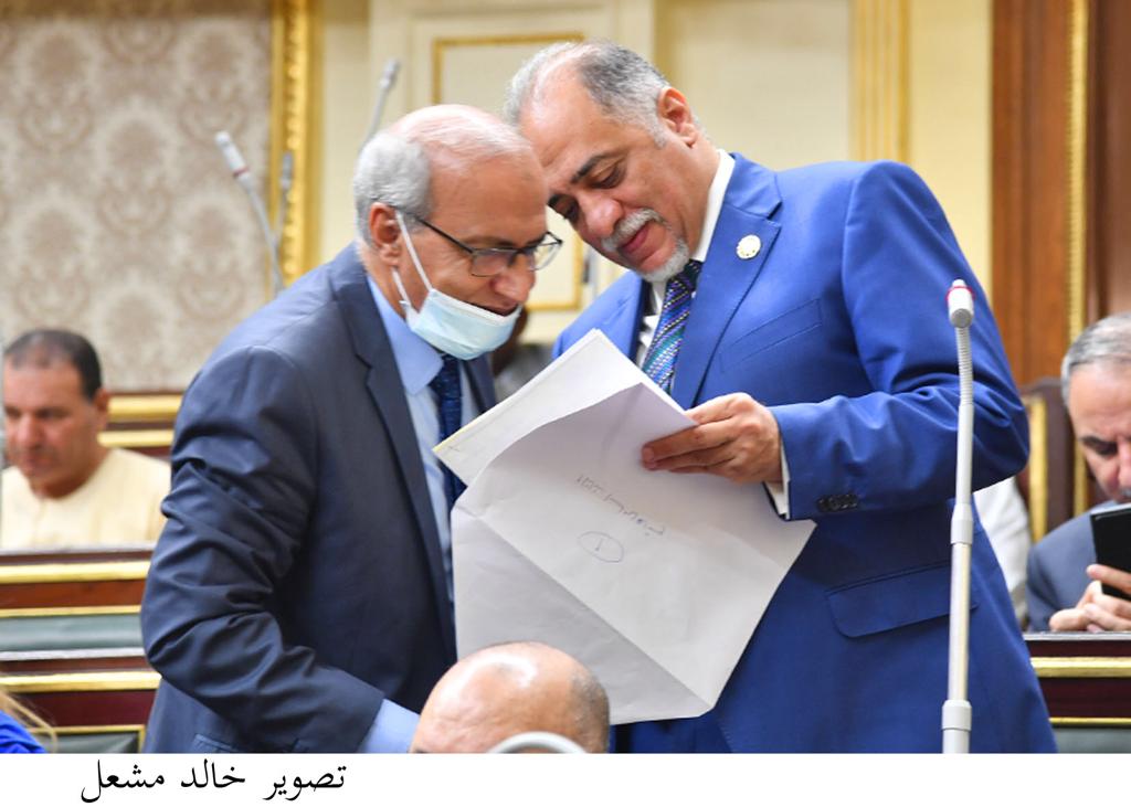 قيادات