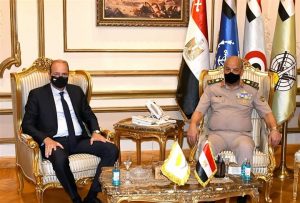 وزير الدفاع