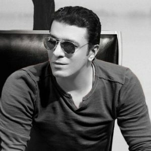 الفنان مصطفى كامل