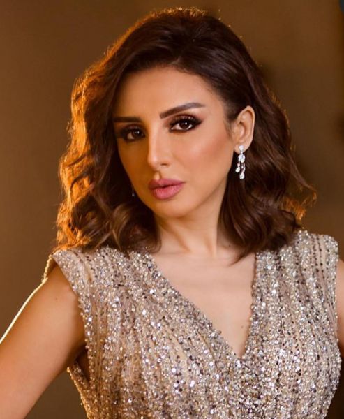 الفنانة أنغام