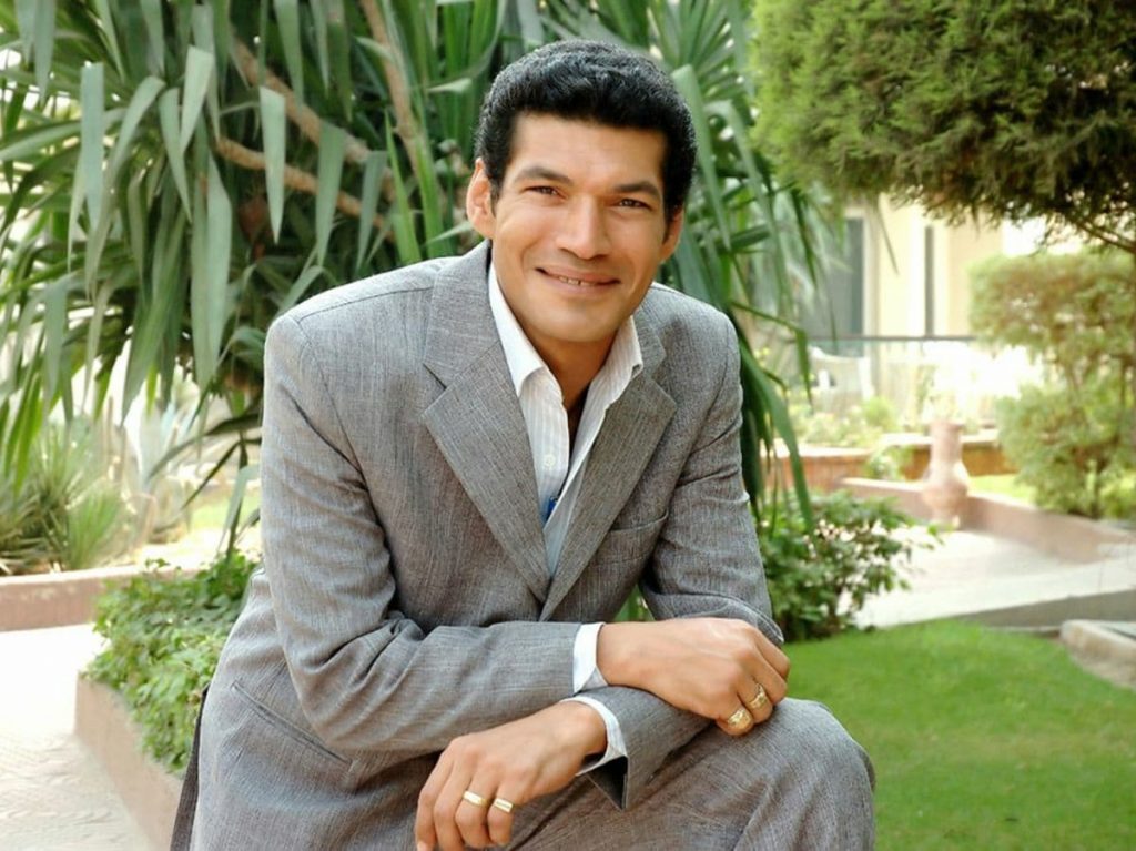 فنان جديد