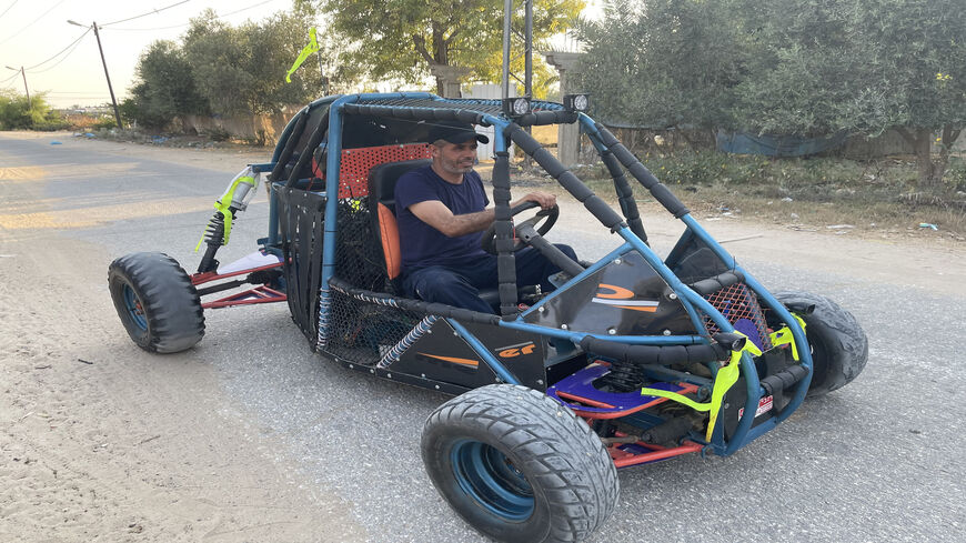 سيارة سباق