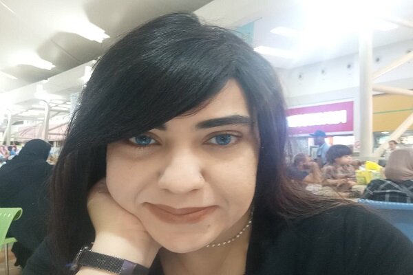 الأستاذة نادية حلمي