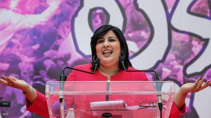 رئيسة