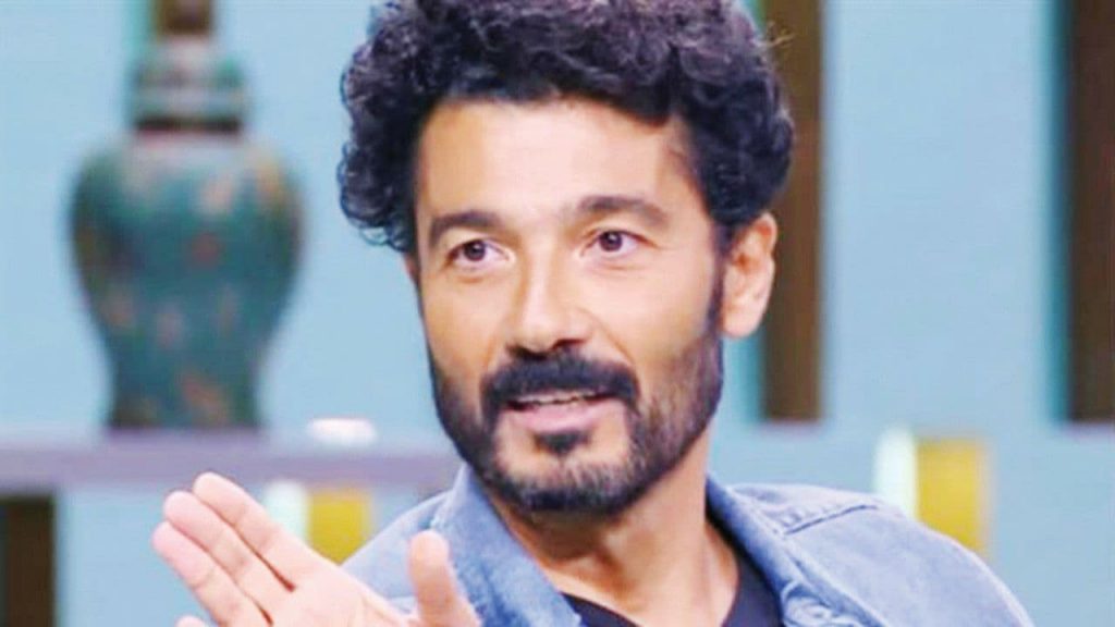 الفنان خالد