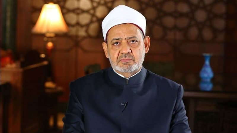 بمناسبة