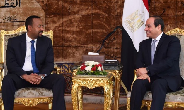 موقف