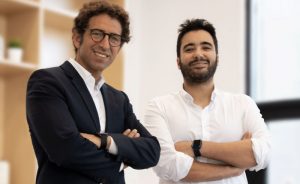 التطبيق الفائق
