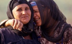 امرأة