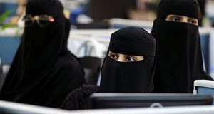 اعتقال زوجات