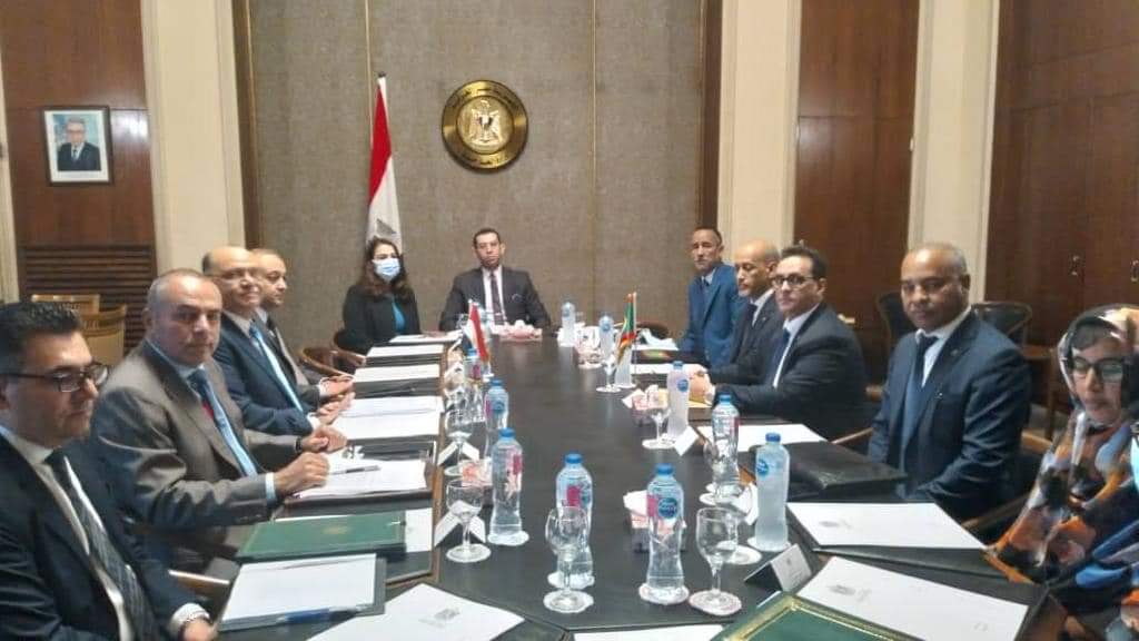 التشاور