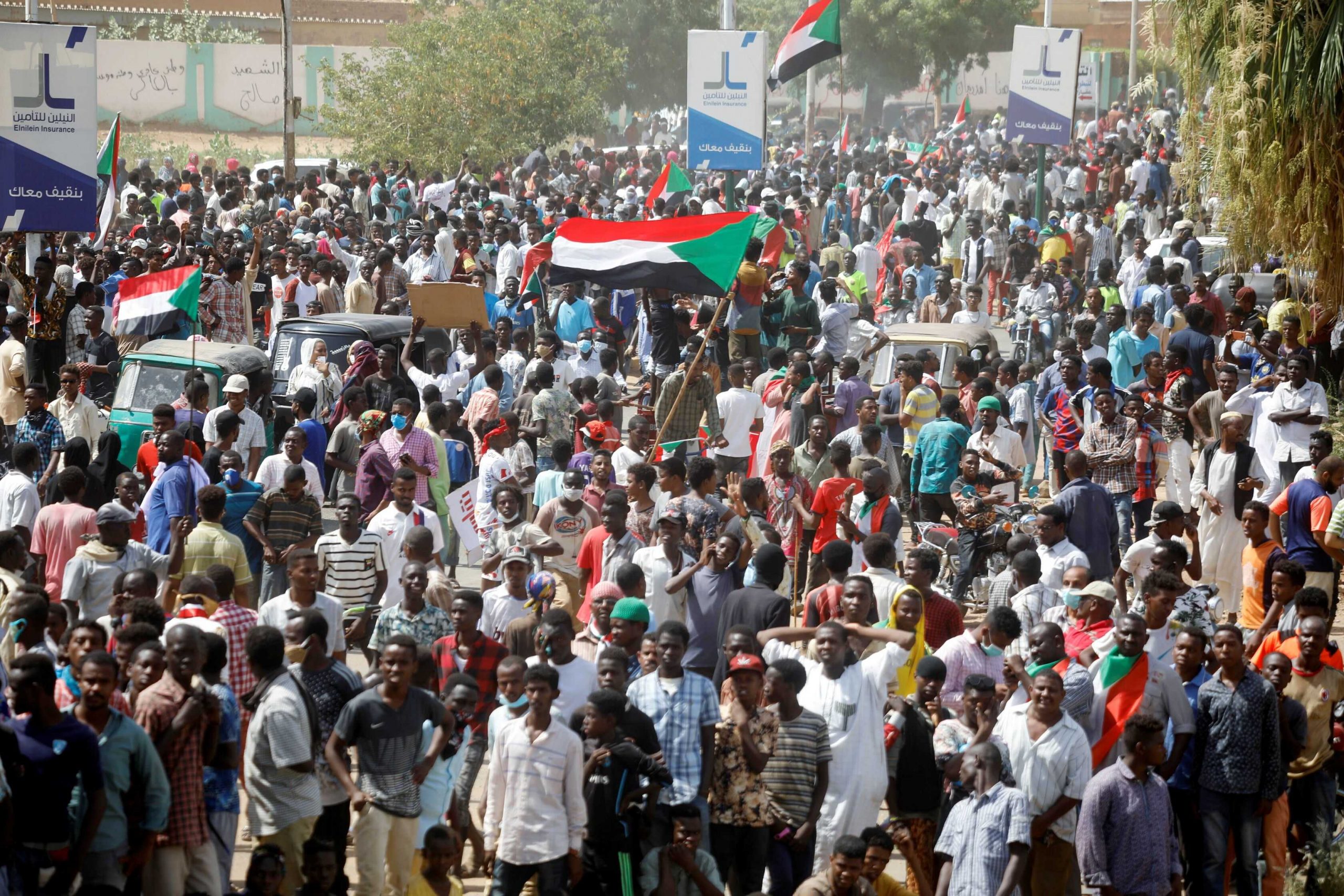 مظاهرات في العاصمة السودانية الخرطوم ومدن أخرى للمطالبة بالحكم المدني