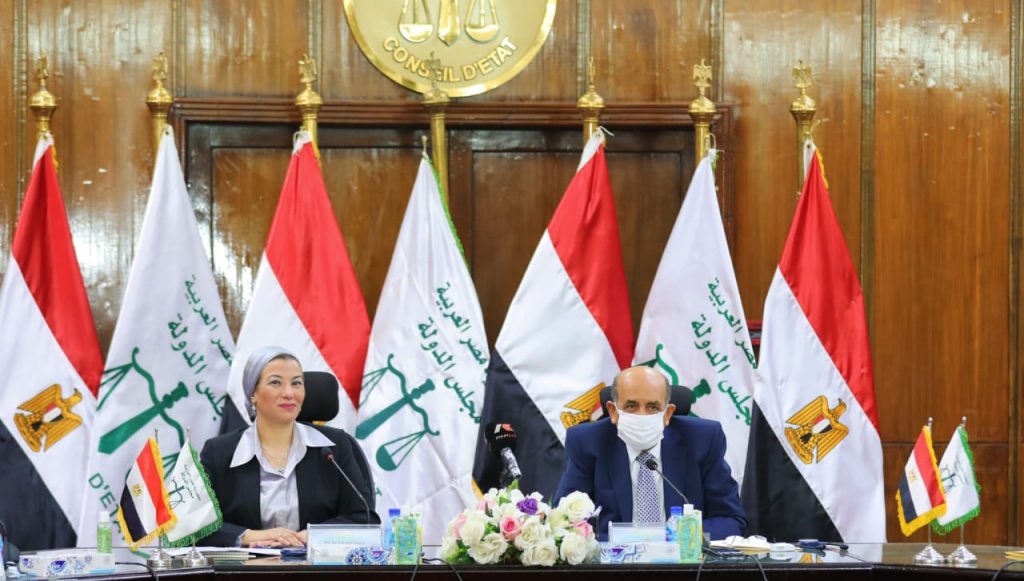 وزيرة البيئة
