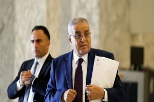 الأزمة الدبلوماسية