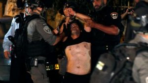 شاب فلسطيني