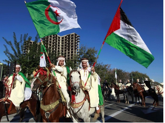 عرض عام 2021 مشهدين في الأحداث الرياضية العالمية ؛ الأول أبرز حجم عملية التطبيع مع الاحتلال الإسرائيلي ، لكن المشهد الثاني شهد قوة المقاطعة الرياضية لـ "إسرائيل" وأثرها.