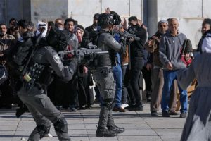 مصر تدين اقتحام إسرائيل للمسجد الأقصى والعنف ضد الفلسطينيين