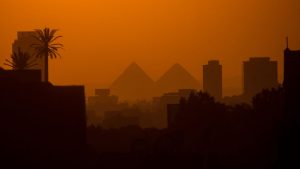 مصر ترفع أسعار الفائدة المصرفية مرة أخرى