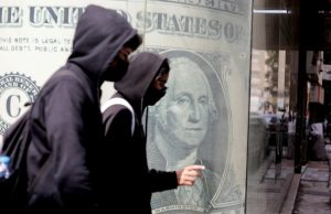 نشاط القطاع الخاص في مصر يواصل الإنكماش على مؤشر مديري المشتريات في الحرب الأوكرانية