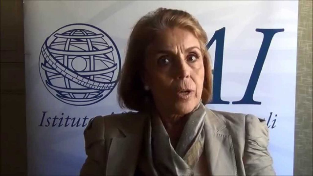 قالت شيرين طهماسب هنتر ، أستاذة العلوم السياسية في جامعة جورج تاون ، إن فكرة إنشاء تحالف شبيه بحلف شمال الأطلسي في العالم العربي غير واقعية.