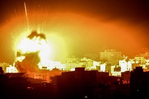 محاولات مصرية للوساطة وتهدئة الأوضاع في قطاع غزة