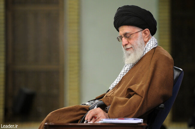زعيم الثورة الإسلامية آية الله السيد علي خامنئي